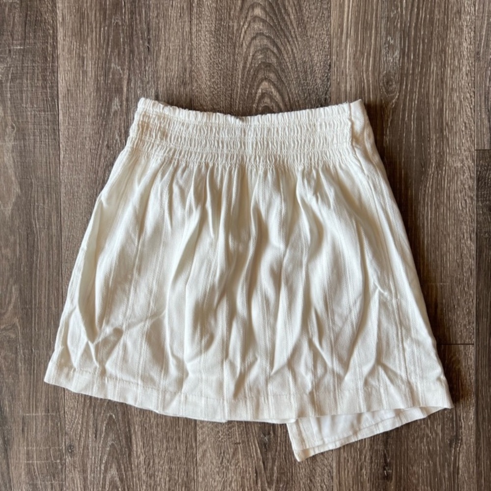 White Wrap Skirt with Tie Detail - Picture 2 of 2